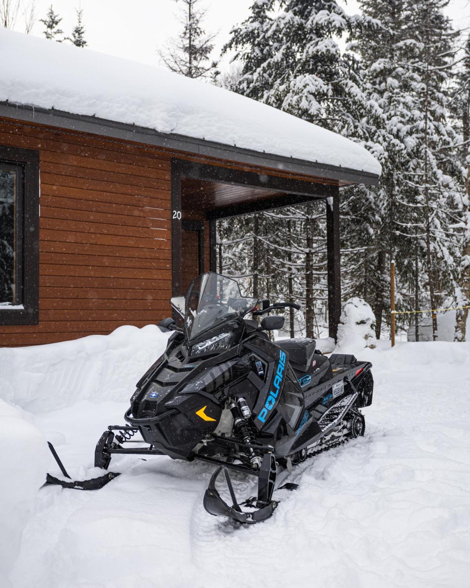 Hotel Le Grand R Saint-Donat Exterior foto